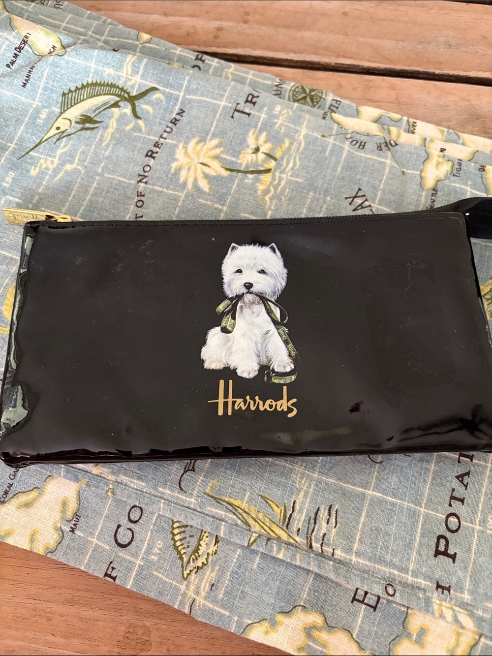🍓 Harrods black vinyl wallet Westie